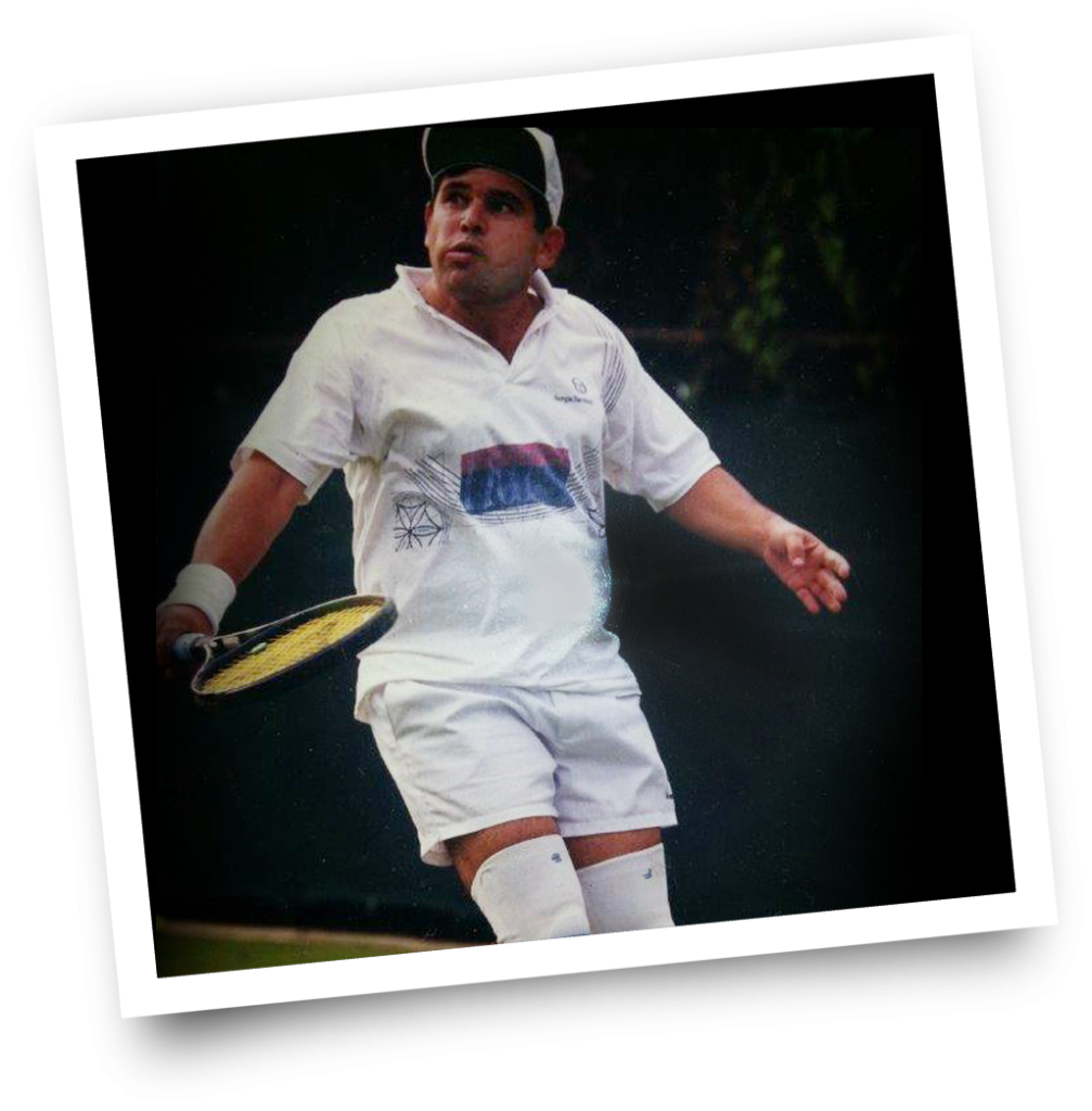 רוני גולדמן בצעירותו משחק טניס